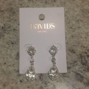 David bridal earrings never worn